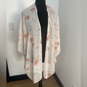 MB Design Floral Kimono Cardigan – Cream & Coral – Size Small